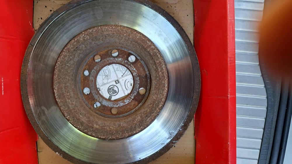 Предни дискове Опел Зафира б