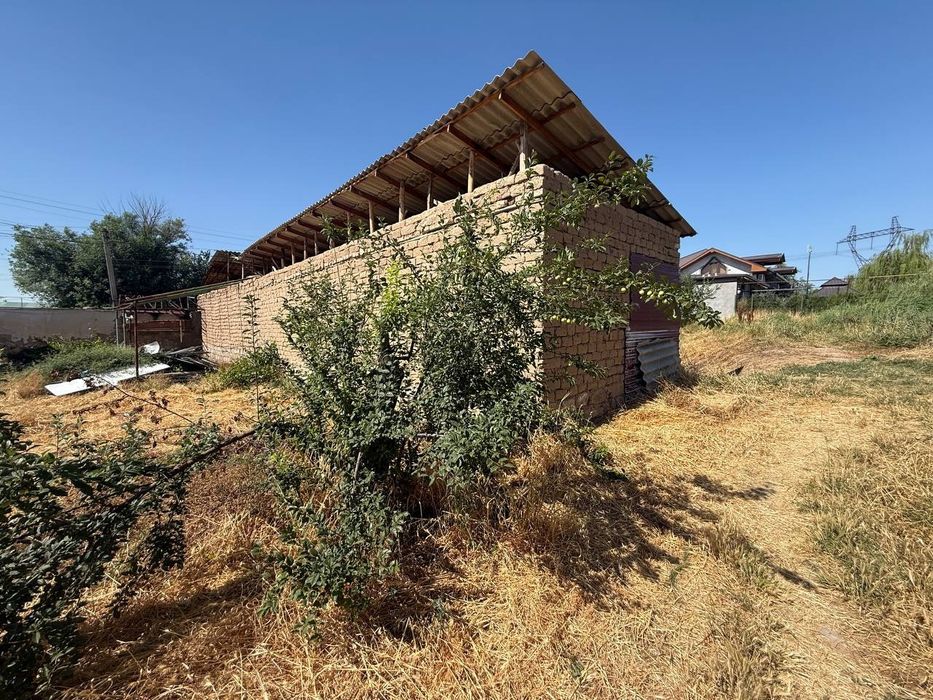 Продаётся земельный с большим фасадом первая линия , Кибрайский район