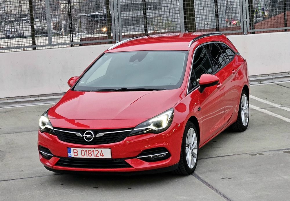 Opel Astra K  // 2021  // 1.2 Benzina  // 146 CP