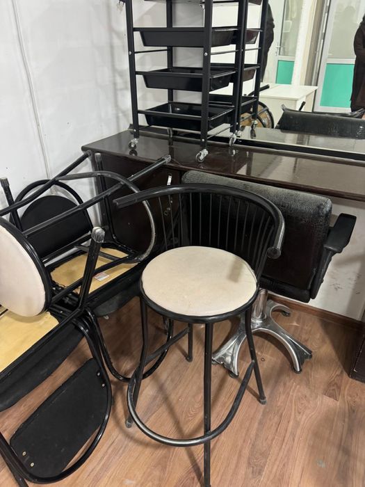 салоннын оборудованиялары сатылады