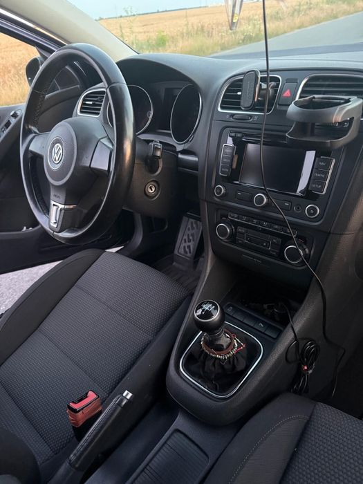 VOLKSWAGEN Golf 2010 — imagine 5
