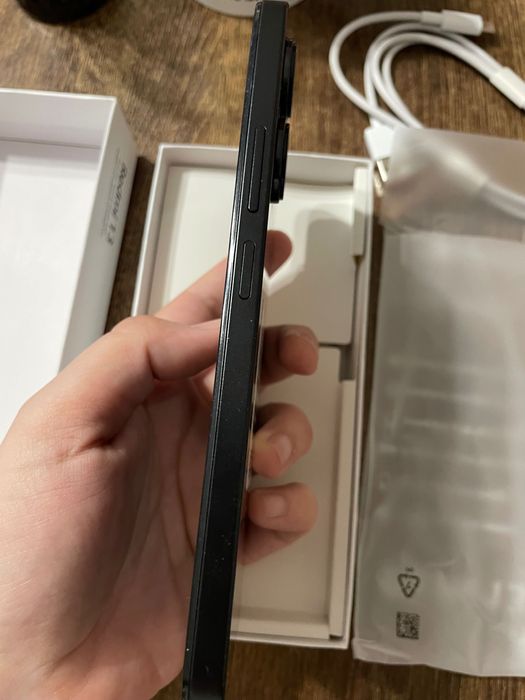 Телефон Redmi 13