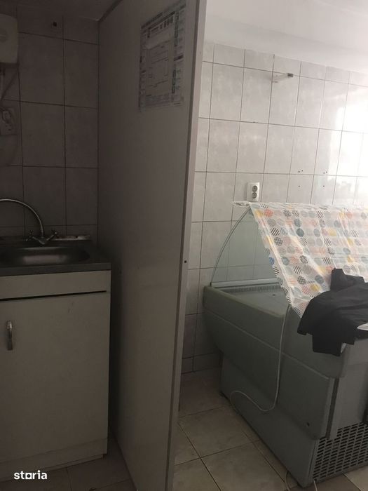 Spatiu 10 mp, incinta Piata - Nicolina