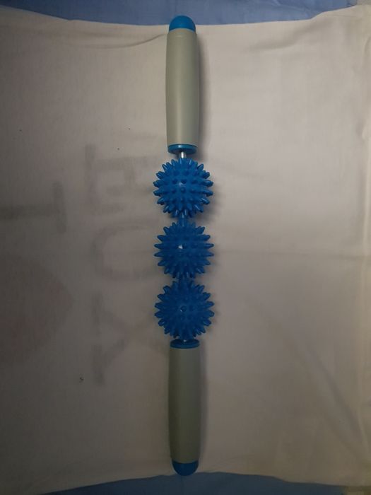 Aparat de masaj cu presopunctuta,anticelulitic,tonifiant