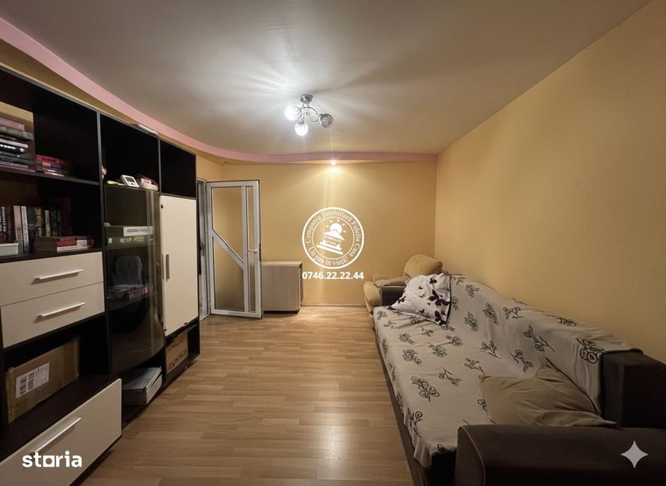 Apartament 2 camere de vanzare – zona linistita, etaj intermediar, com