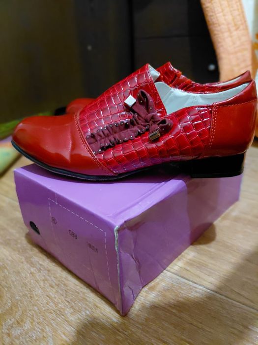 Туфли детские новые