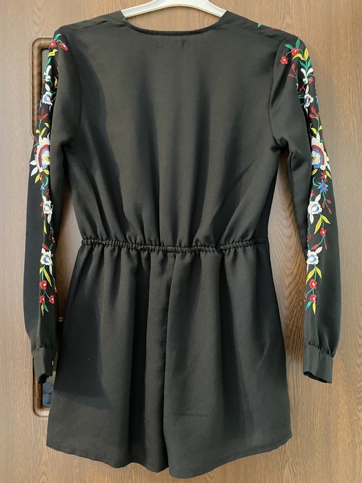 Salopeta Boohoo numarul 36