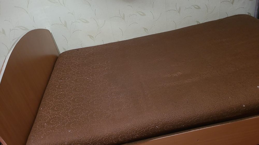 Продам кровать 10 000 тенге