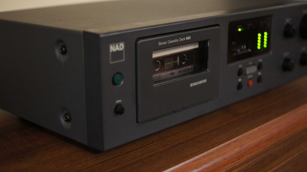 Casetofon deck NAD 602,service efectuat,conditie excelenta.Metal,Play Trim,Dolby B/C