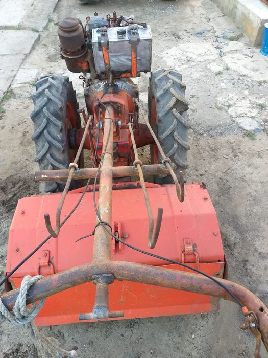 Motocultoare pasquali + tractoras articulat pasquali