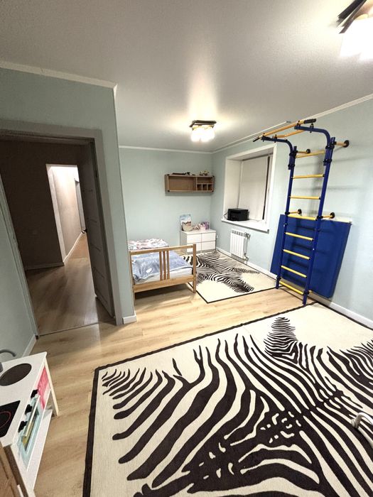 Продается 4х ком квартира район 7 школы