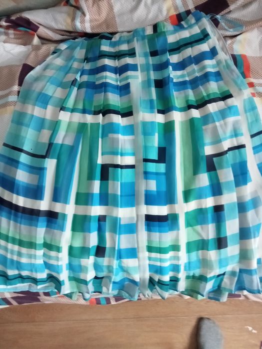 Рубашки, платье в отличном состоянии