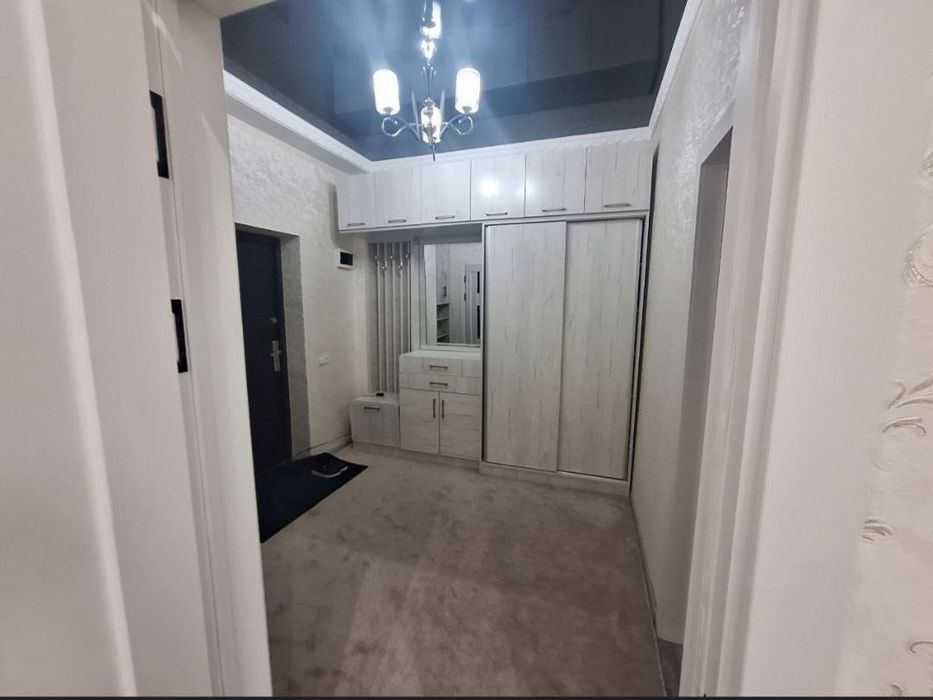 Юнусобод Минор метроном олдида 2 хонали квартира ижарага берилади