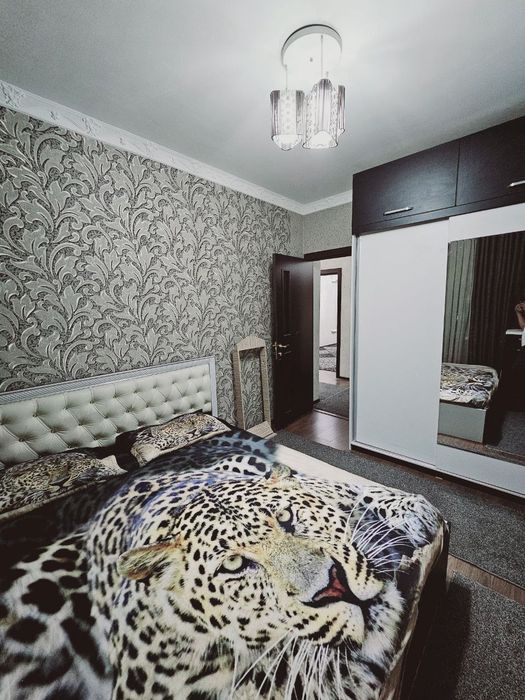 Samarqand Darvoza yaqnida 1 xona kvartira bor