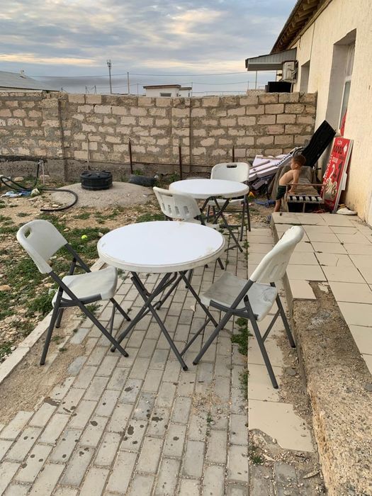 Стол с стулями Продается