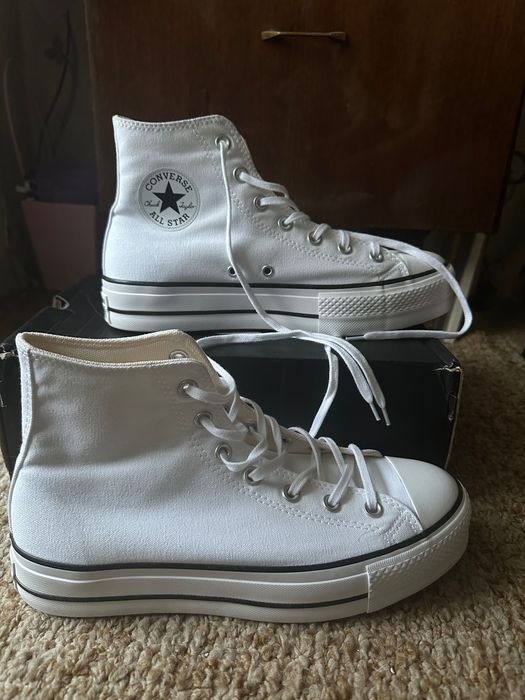 Обувки Converse-Нови!