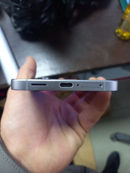 Самсунг с 25 FE.