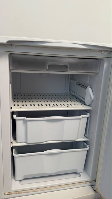 Срочно Продаётся холодильник!