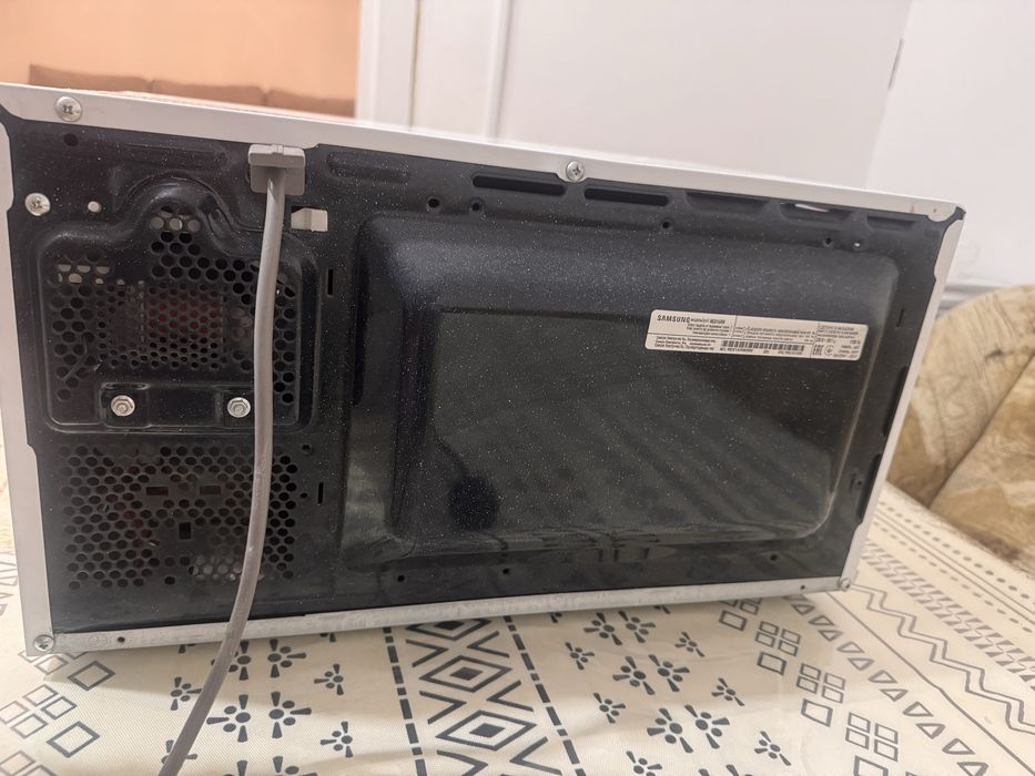 Микроволновка SAMSUNG