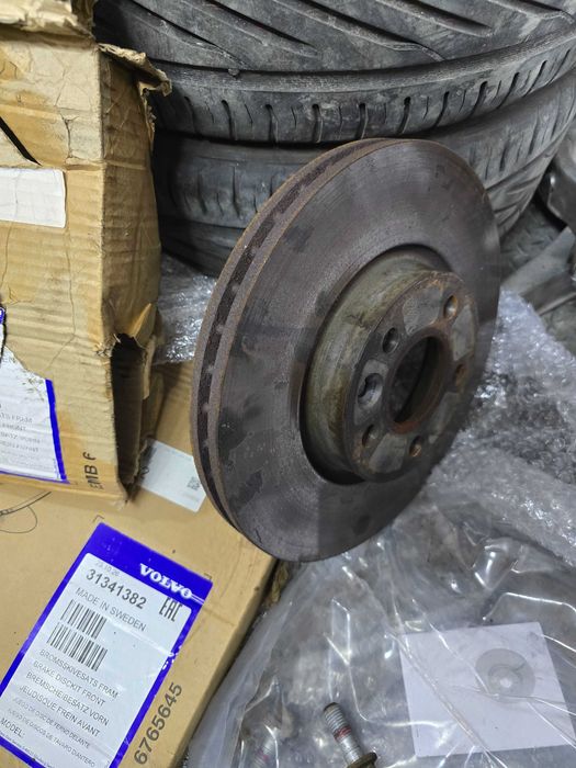 Предни носачи,дискове,задени носачи за Волво,Форд