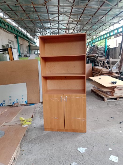 Шкафы,столы офисные