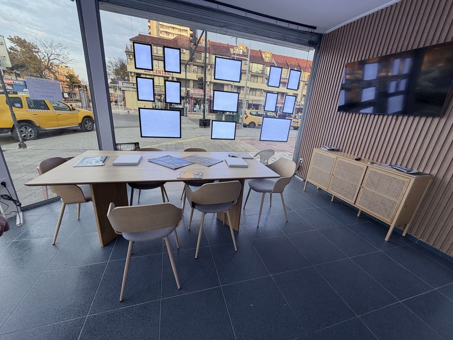 Мебели за офис - трапезна маса и 8 стола за хранене