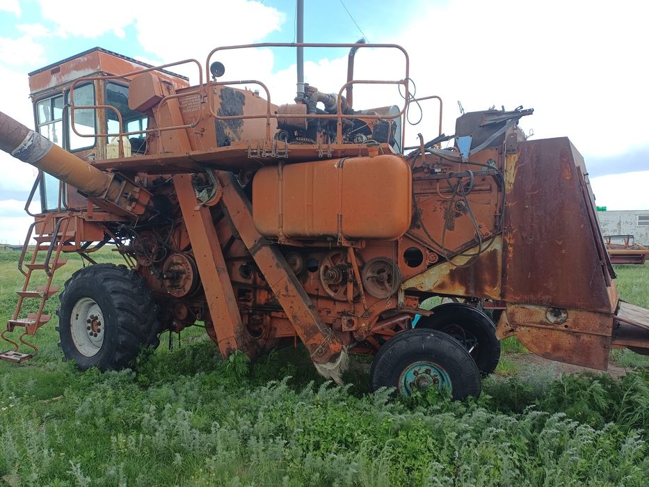 Комбайн енисей 1200