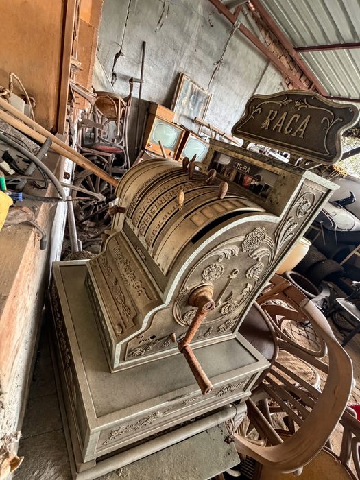 Старинна   каса