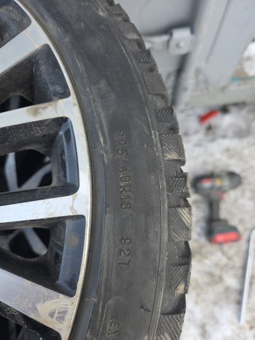 Продается резина R18