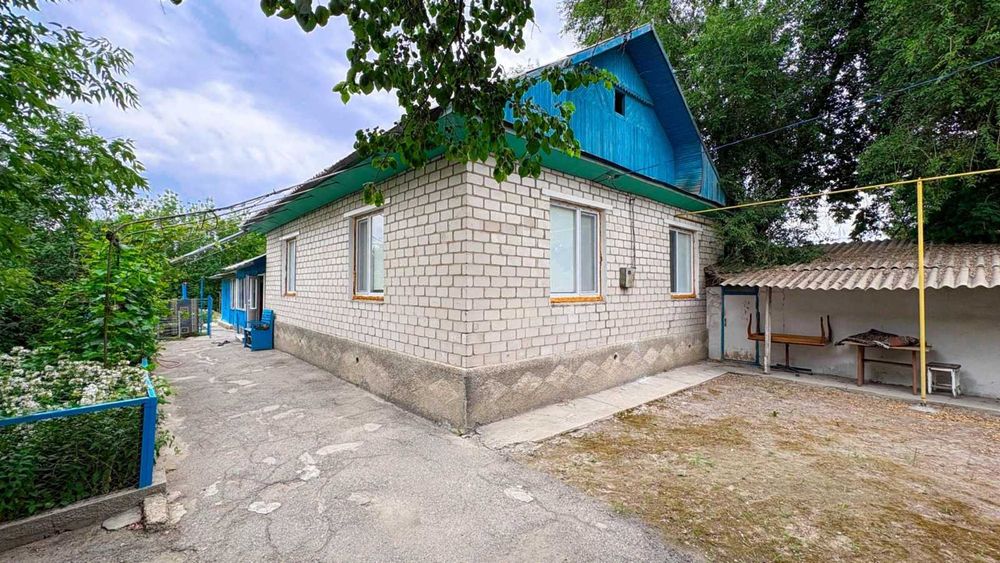 Продаётся уютный 4-комнатный дом!