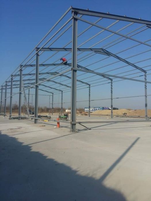 Vand Hale metalice complete pentru:
- Service Auto 
- Spalator