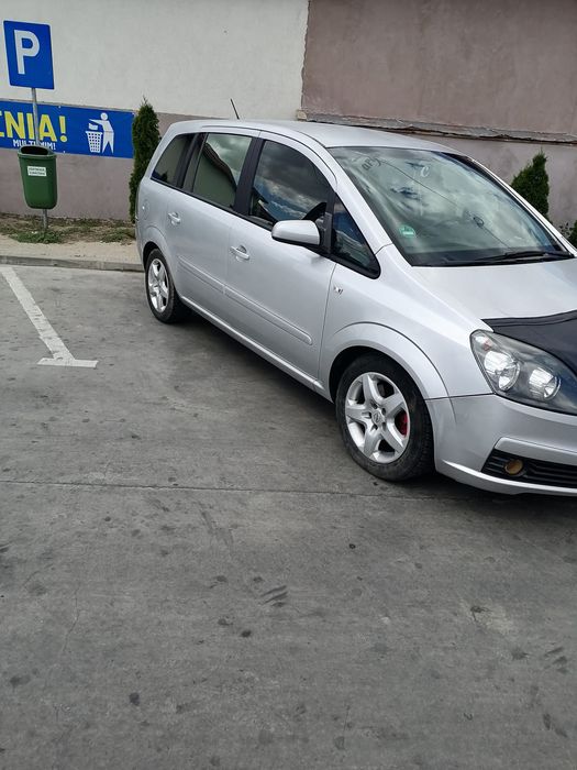 Opel Zafira b 1.9 150 cp