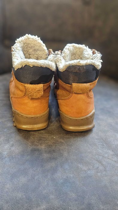 Детски зимни обувки от естествена кожа