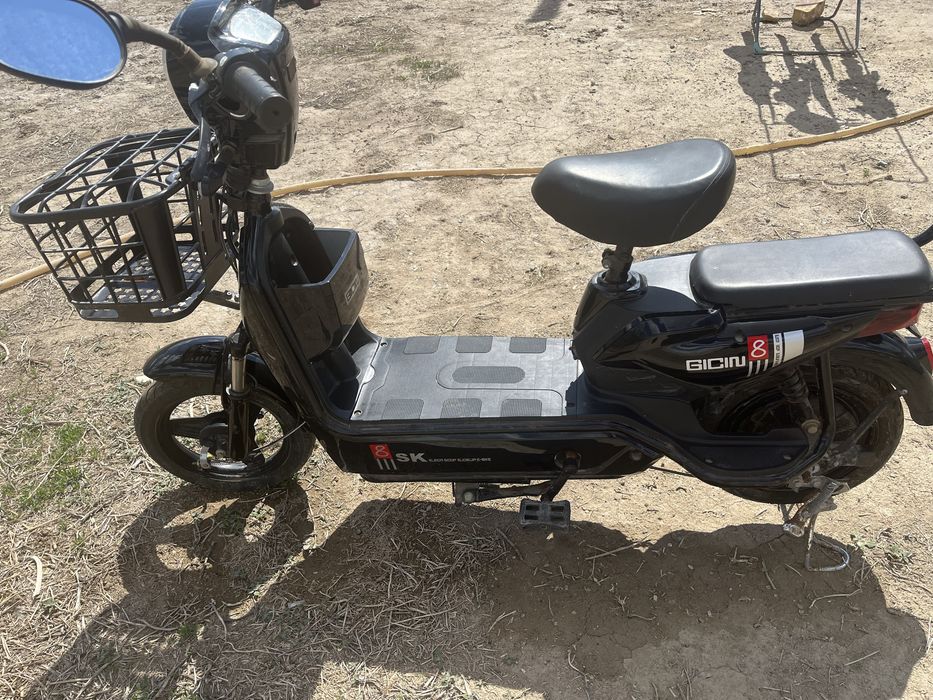 Электронный скутер