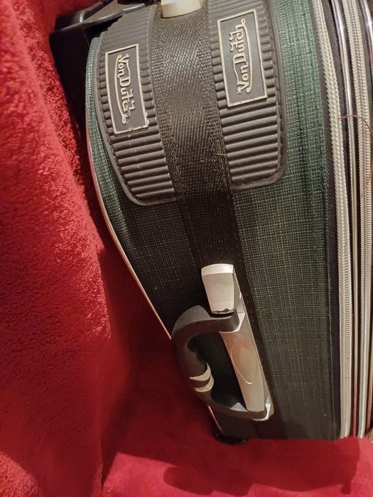 Куфар Von Dutch-перфектен