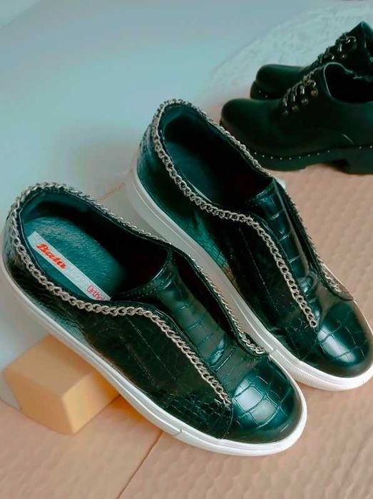 Мъжки боти 44 номер .