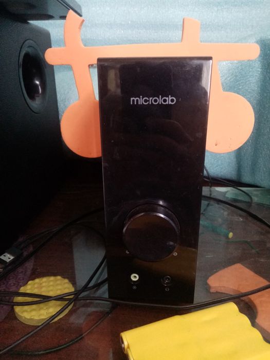 Продаю сабвуфер Microlab FC 362 срочно