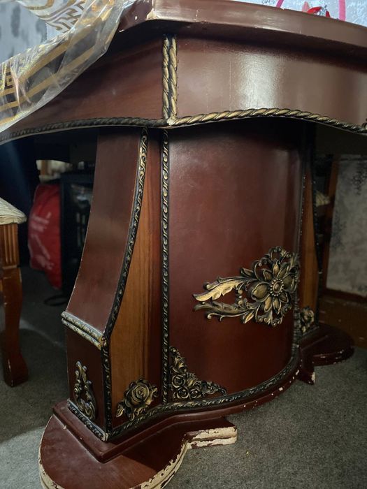 stol stul 12tali sotladi