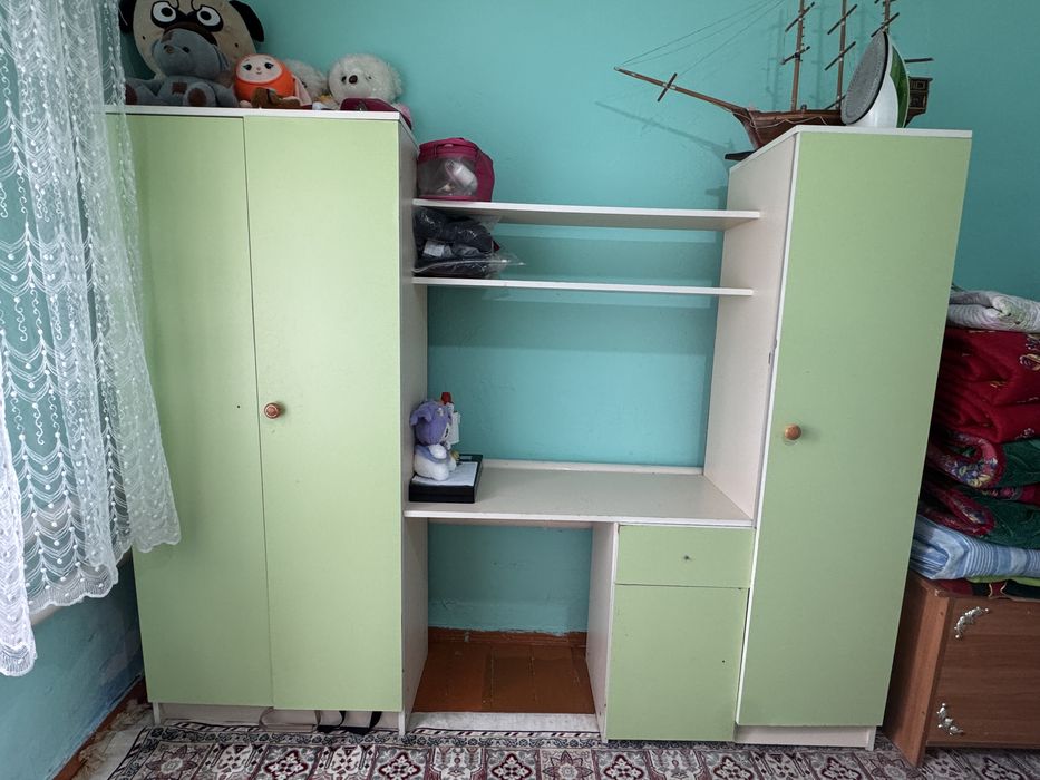 Мебель и кровать