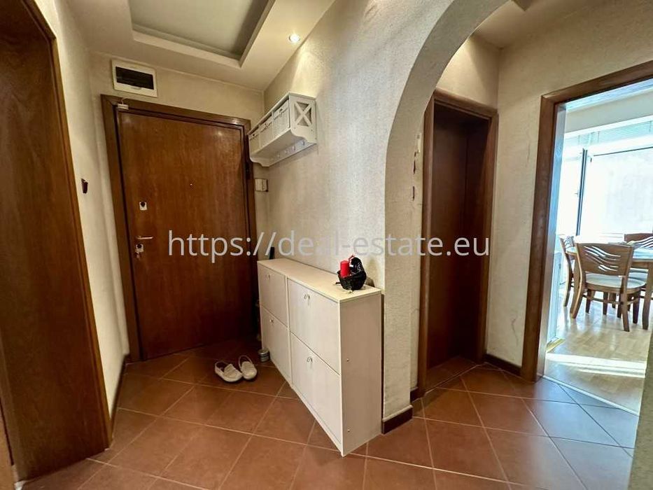 Продава се Тристаен апартамент в Благоевград, Широк център - 97 кв.м за 1314 €/кв.м - Снимка #12
