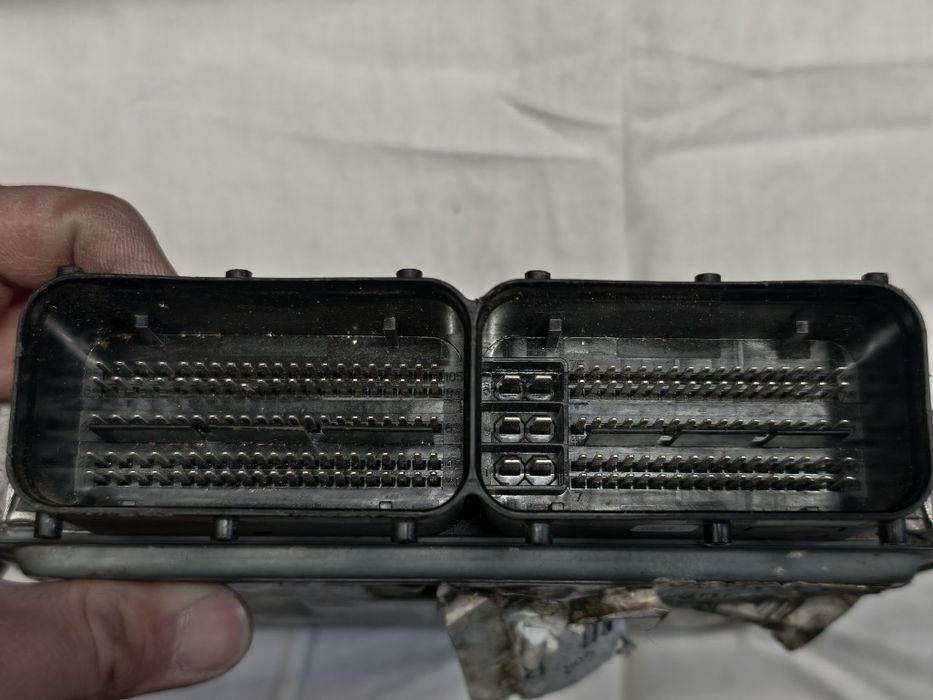 Компьютер двигателя Ауди Фольксваген