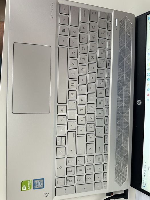 Laptop HP / 15-cs0003nq / 8G RAM