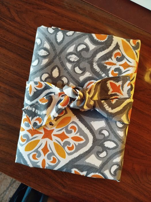 Сыпыра. әр түрлі размерде