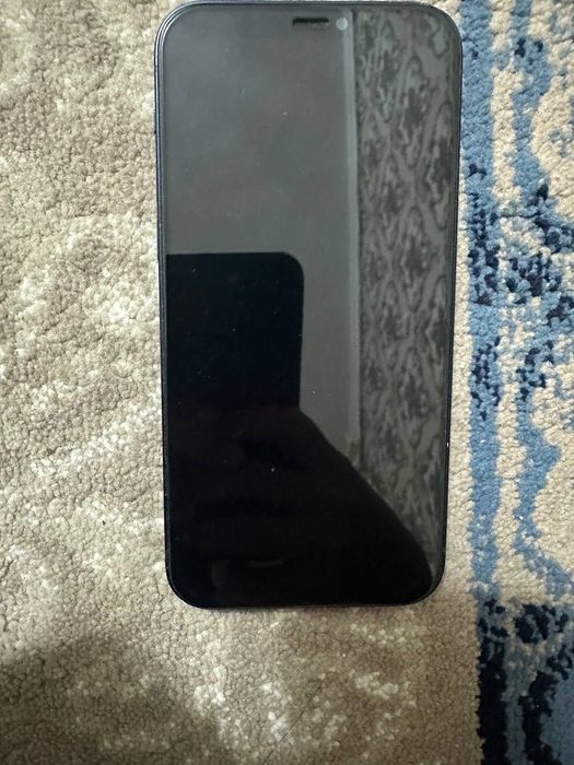 Iphone 12 64 gb.