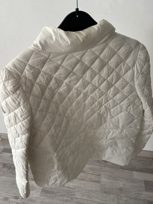 Яке Guess оригинално