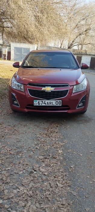 Шевроле Круз 2013 года