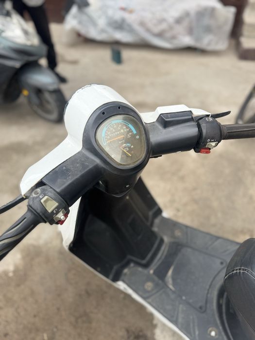 Продам скутор 49кубов