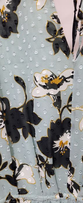 Женское вечернее платье.