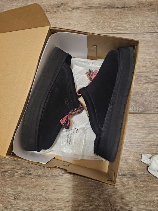Ugg mar.12 de pe site original