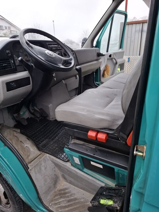 Vind w LT 46 motor 2,8  an fabricație2004  înmatriculat  ro acte la zi